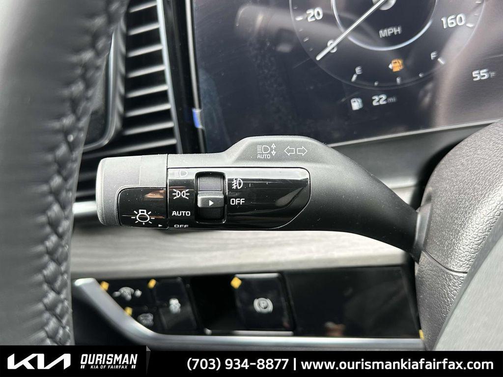 new 2025 Kia Sportage car, priced at $35,000