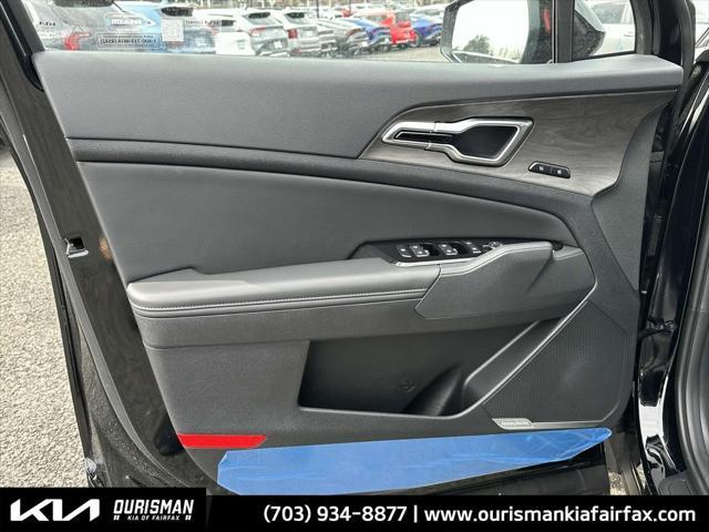 new 2025 Kia Sportage car, priced at $37,090