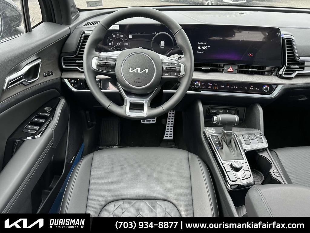 new 2025 Kia Sportage car, priced at $35,000