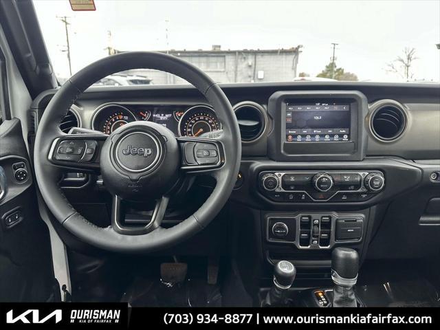 used 2023 Jeep Gladiator car, priced at $25,500