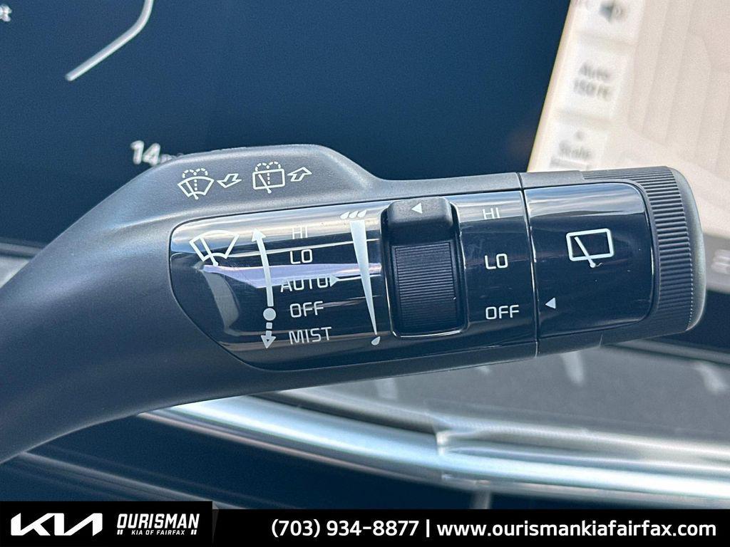 new 2025 Kia Sorento Plug-In Hybrid car, priced at $51,536