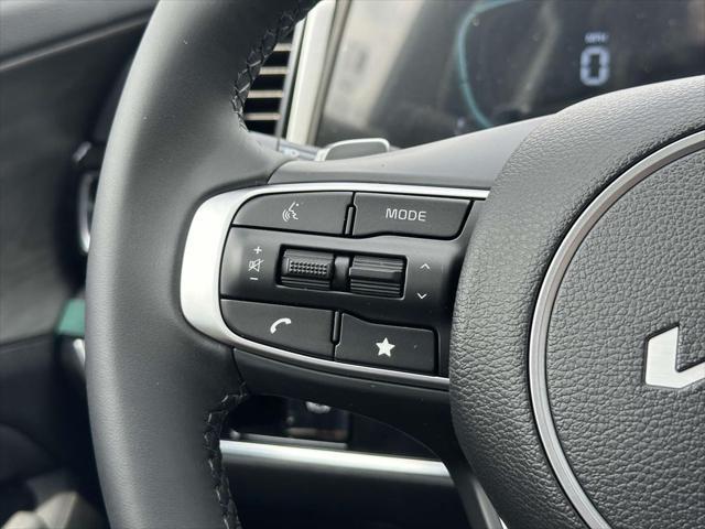 new 2025 Kia Sportage car, priced at $40,157