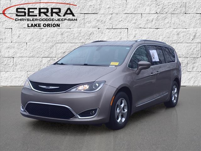 used 2017 Chrysler Pacifica car, priced at $13,500