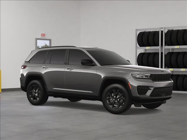 new 2025 Jeep Grand Cherokee car, priced at $40,815