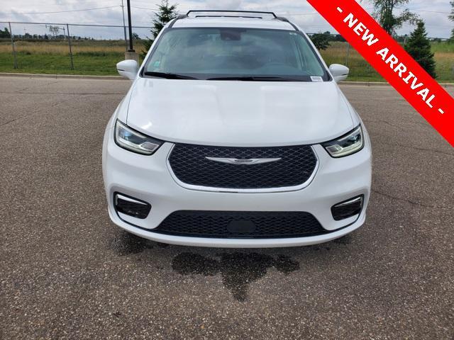 used 2022 Chrysler Pacifica car, priced at $26,500