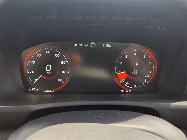 used 2020 Volvo XC90 car, priced at $28,000