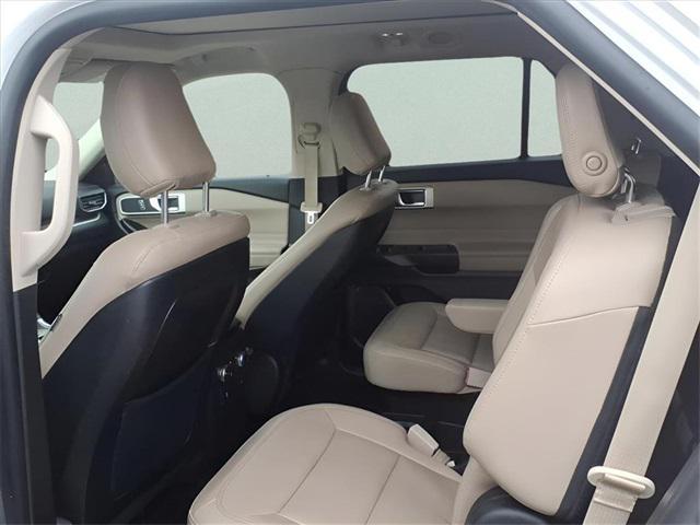 used 2020 Ford Explorer car, priced at $18,000