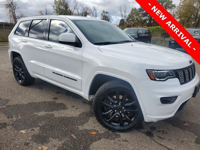 used 2022 Jeep Grand Cherokee car, priced at $24,000