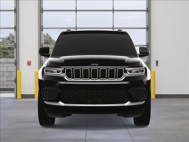 new 2025 Jeep Grand Cherokee car, priced at $38,627