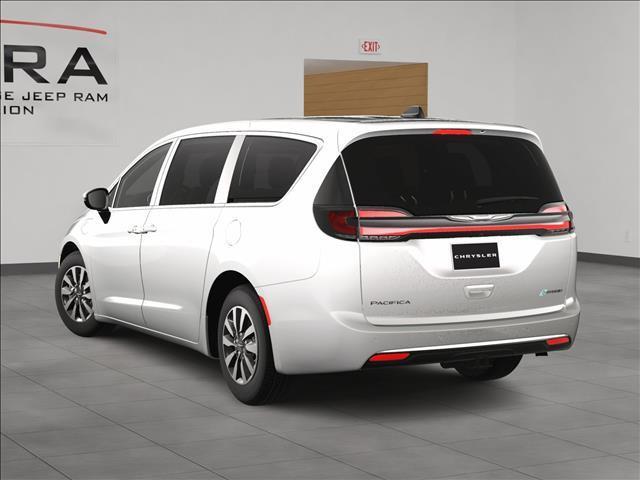 new 2025 Chrysler Pacifica Hybrid car, priced at $41,909