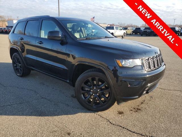 used 2022 Jeep Grand Cherokee car, priced at $26,500