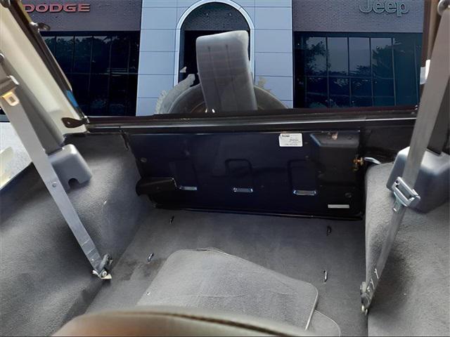 used 2000 Jeep Wrangler car, priced at $5,500