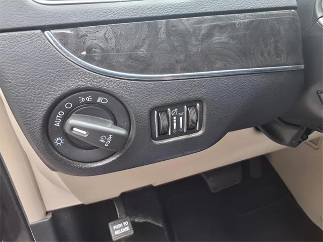 used 2014 Chrysler Town & Country car, priced at $6,500