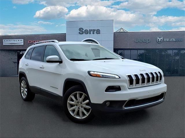 used 2015 Jeep Cherokee car, priced at $10,500