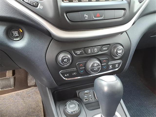 used 2015 Jeep Cherokee car, priced at $9,500