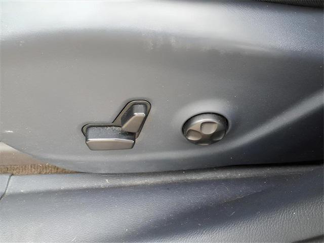 used 2015 Jeep Cherokee car, priced at $9,500