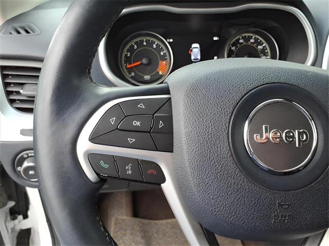 used 2015 Jeep Cherokee car, priced at $9,500