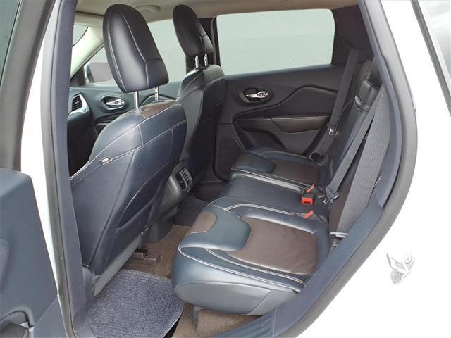 used 2015 Jeep Cherokee car, priced at $9,500