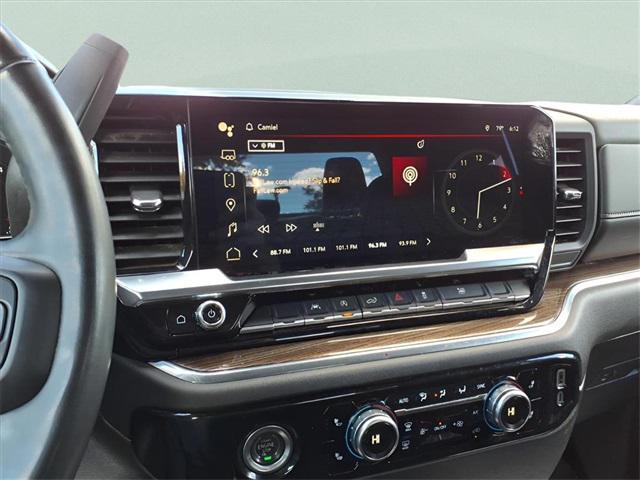 used 2024 GMC Sierra 1500 car, priced at $34,000