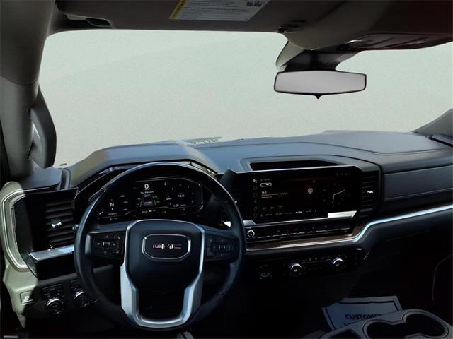 used 2024 GMC Sierra 1500 car, priced at $34,000