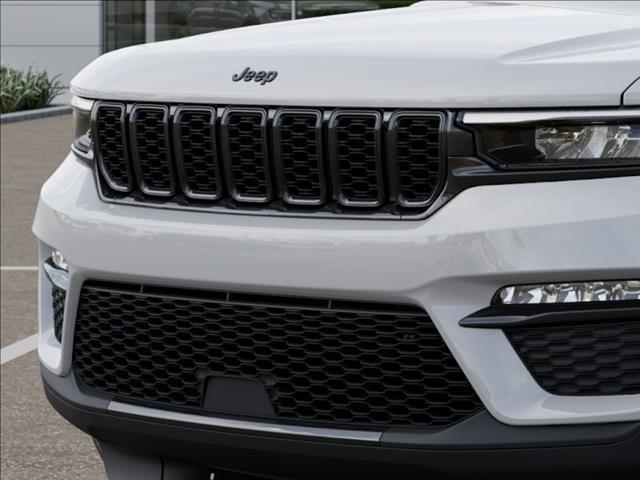 new 2025 Jeep Grand Cherokee car, priced at $46,695