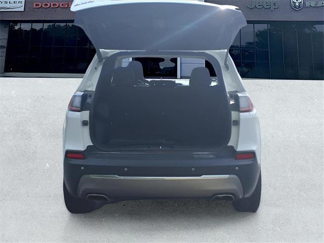 used 2020 Jeep Cherokee car, priced at $16,500