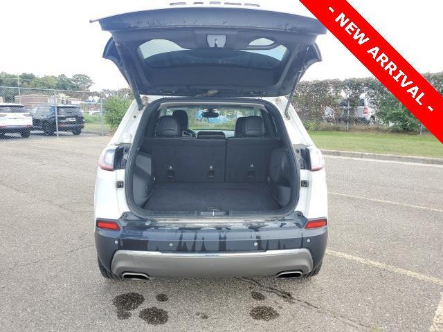 used 2020 Jeep Cherokee car, priced at $17,500