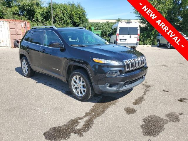 used 2015 Jeep Cherokee car, priced at $6,900