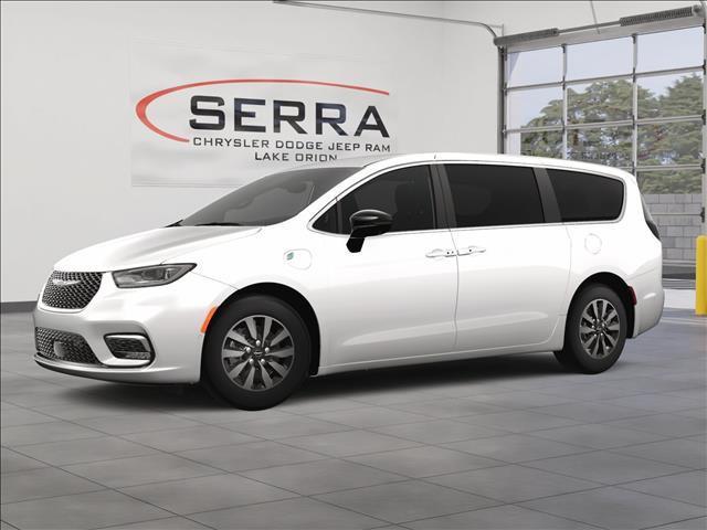 new 2025 Chrysler Pacifica Hybrid car, priced at $43,552