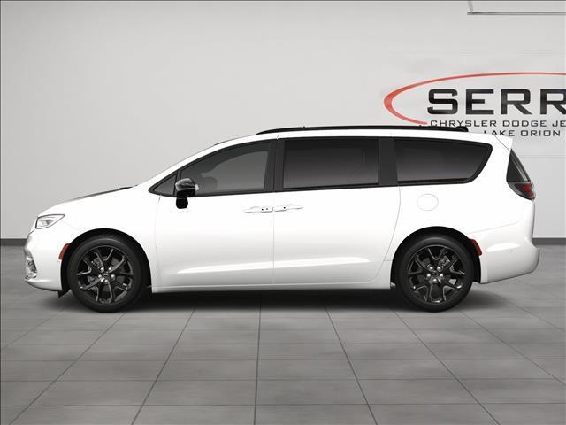 new 2024 Chrysler Pacifica car, priced at $41,655