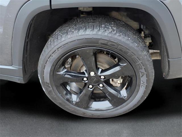 used 2022 Jeep Grand Cherokee L car, priced at $29,000