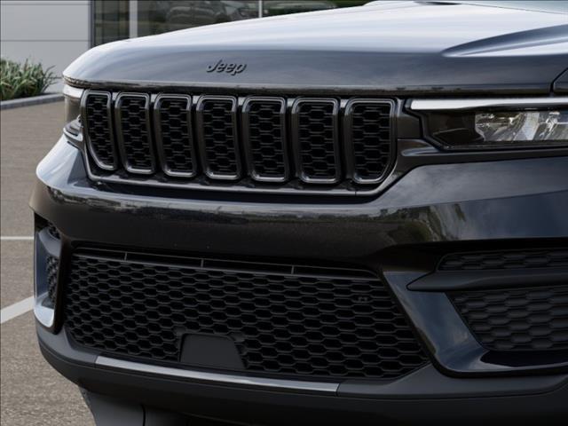 new 2025 Jeep Grand Cherokee car, priced at $41,623
