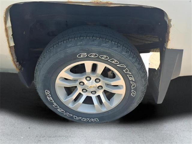 used 2014 Chevrolet Silverado 1500 car, priced at $14,500