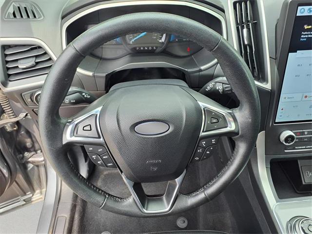 used 2021 Ford Edge car, priced at $20,000