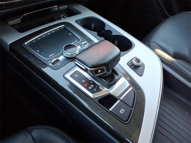 used 2018 Audi Q7 car, priced at $15,500