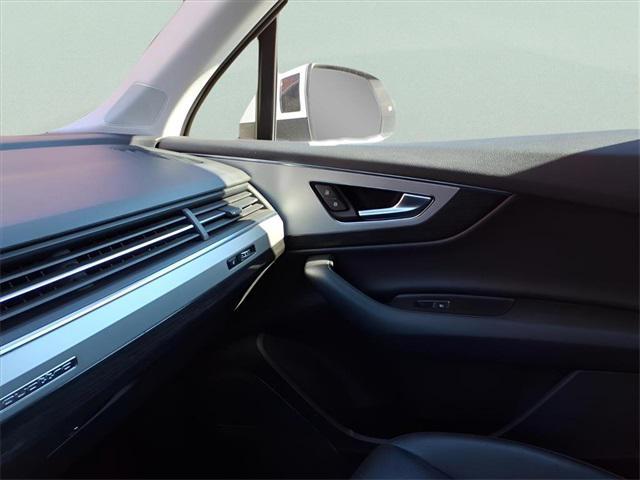 used 2018 Audi Q7 car, priced at $15,500