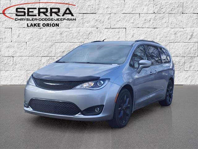 used 2018 Chrysler Pacifica car, priced at $13,500