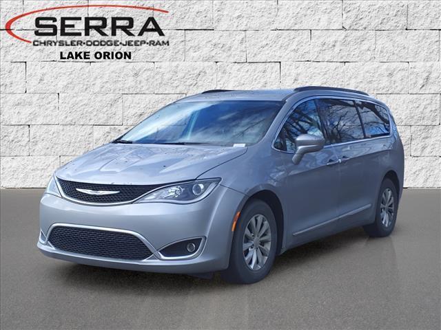 used 2017 Chrysler Pacifica car, priced at $12,500