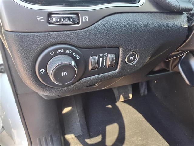 used 2022 Jeep Cherokee car, priced at $23,800