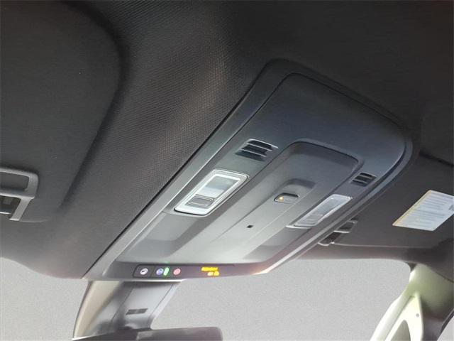 used 2022 GMC Yukon XL car, priced at $44,500