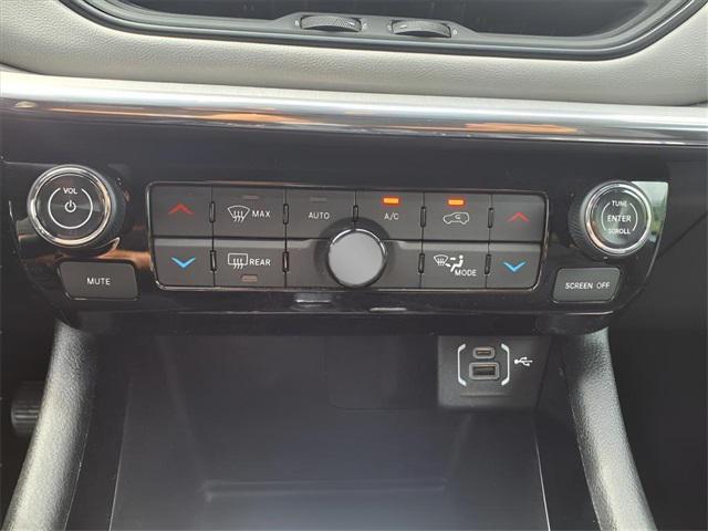 used 2024 Jeep Compass car, priced at $25,000