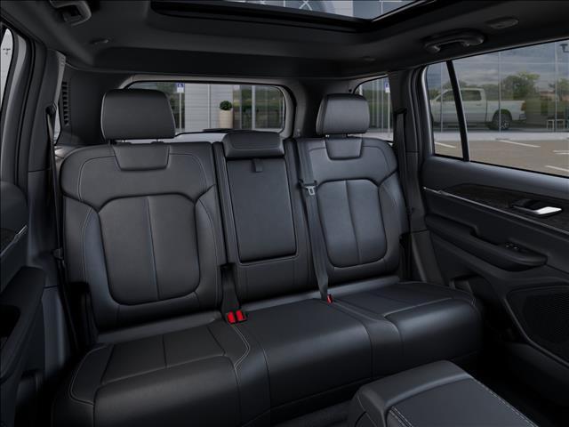 new 2025 Jeep Grand Cherokee car, priced at $49,204