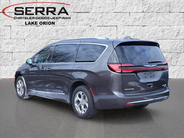 used 2021 Chrysler Pacifica car, priced at $37,000