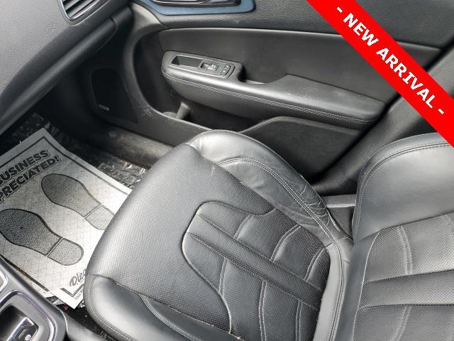used 2015 Chrysler 200 car, priced at $9,500