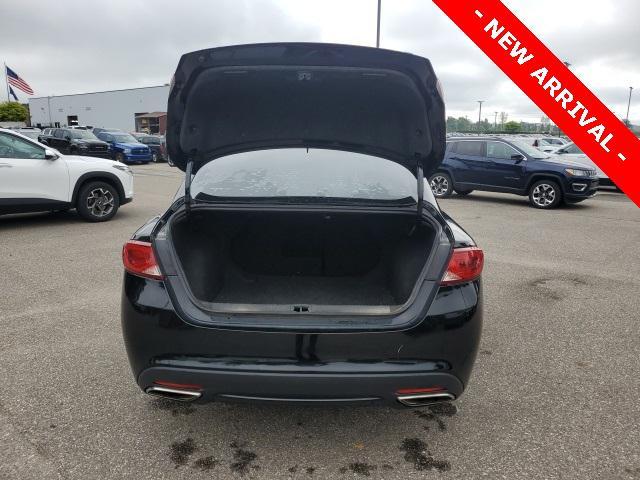 used 2015 Chrysler 200 car, priced at $9,500