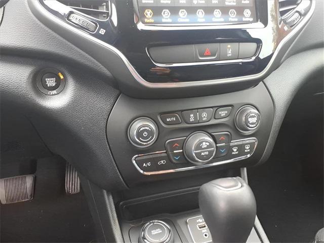 used 2022 Jeep Cherokee car, priced at $26,000