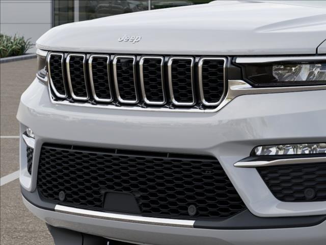 new 2025 Jeep Grand Cherokee car, priced at $51,111