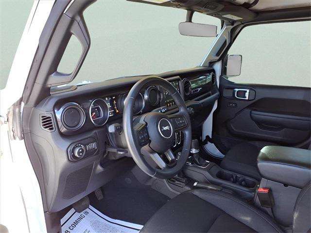 used 2022 Jeep Gladiator car, priced at $34,500