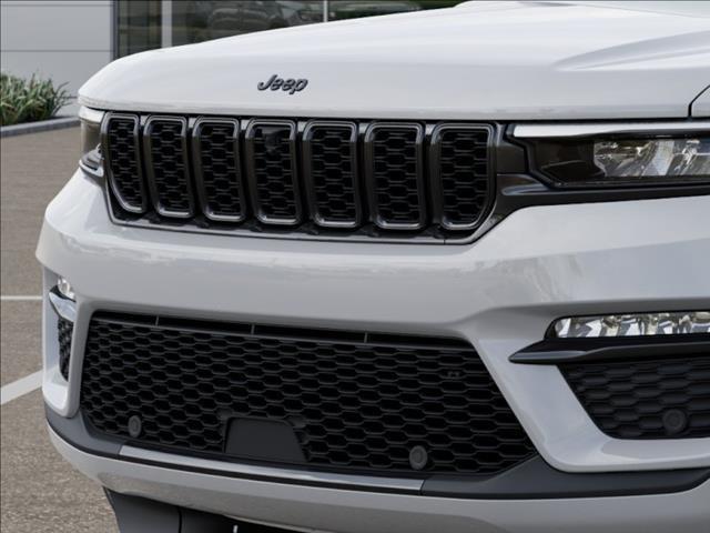 new 2025 Jeep Grand Cherokee car, priced at $51,196