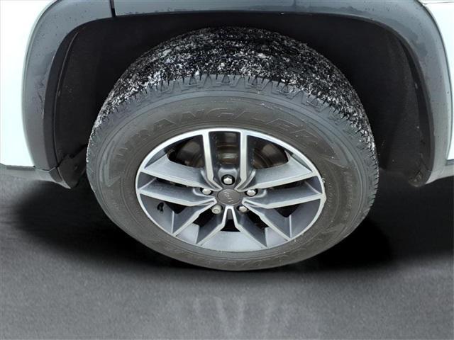 used 2020 Jeep Grand Cherokee car, priced at $21,000